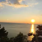 דירה Welcoming In Novigrad, 40 M² With Peaceful Garden