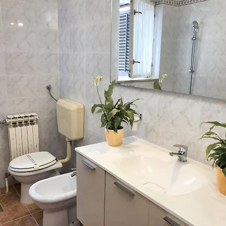 Welcoming In Novigrad, 40 M² With Peaceful Garden *